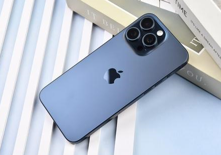 贵州苹果维修点分享iPhone 15 Pro Max屏幕更换全新实操风险 